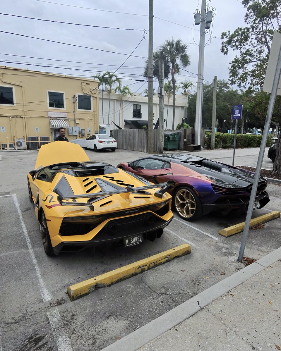 Ran into this His & Hers 🔥 🔥 wife in the revuelto & dad and son in the SVJ - by AJH