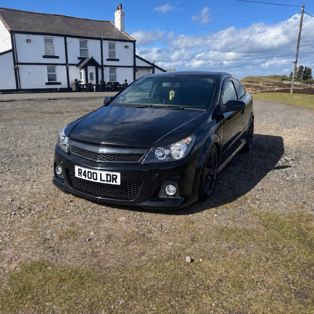 Lewis's 2006 Vauxhall Astra