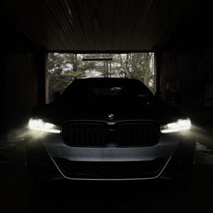 2022 BMW M550i
