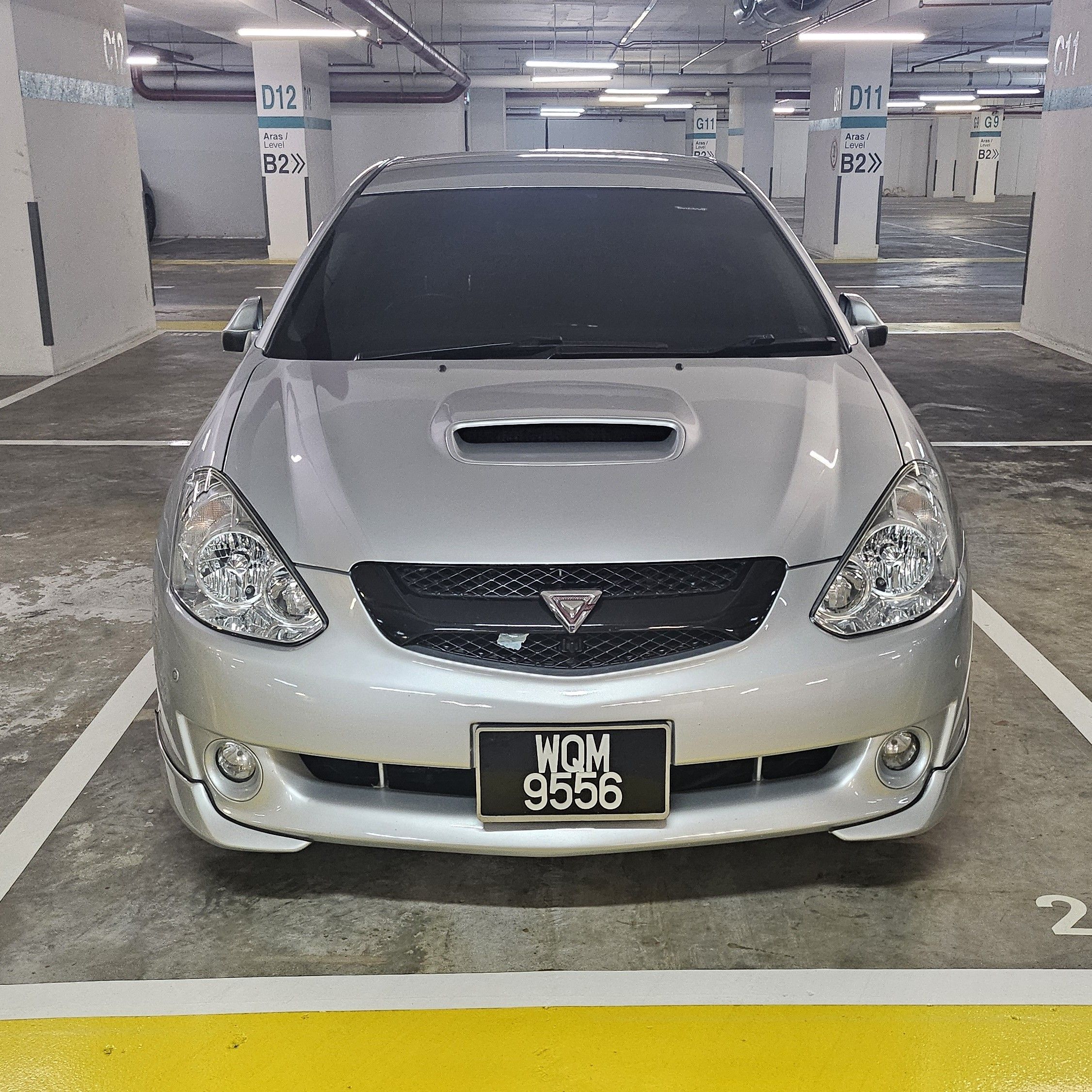 2004 Toyota Caldina