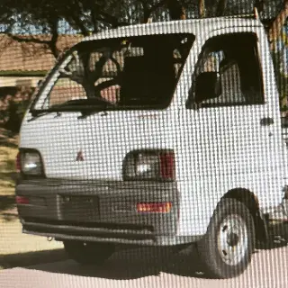 2000 Mitsubishi MiniCab