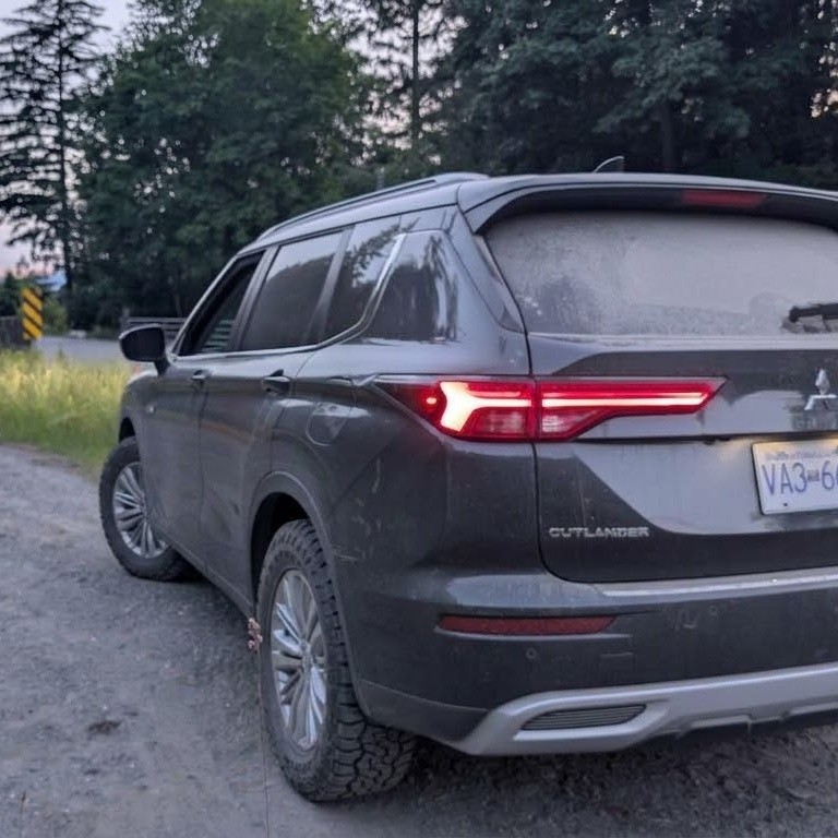 2025 Mitsubishi Outlander PHEV