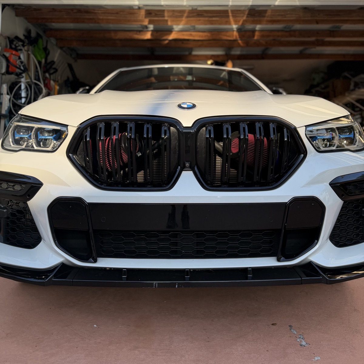 2022 BMW X6 M50i
