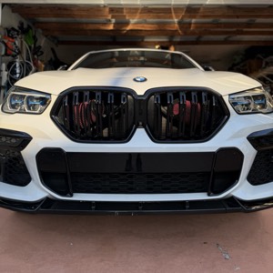 2022 BMW X6 M50i
