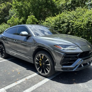 2019 Lamborghini Urus