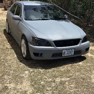 2005 Toyota Altezza