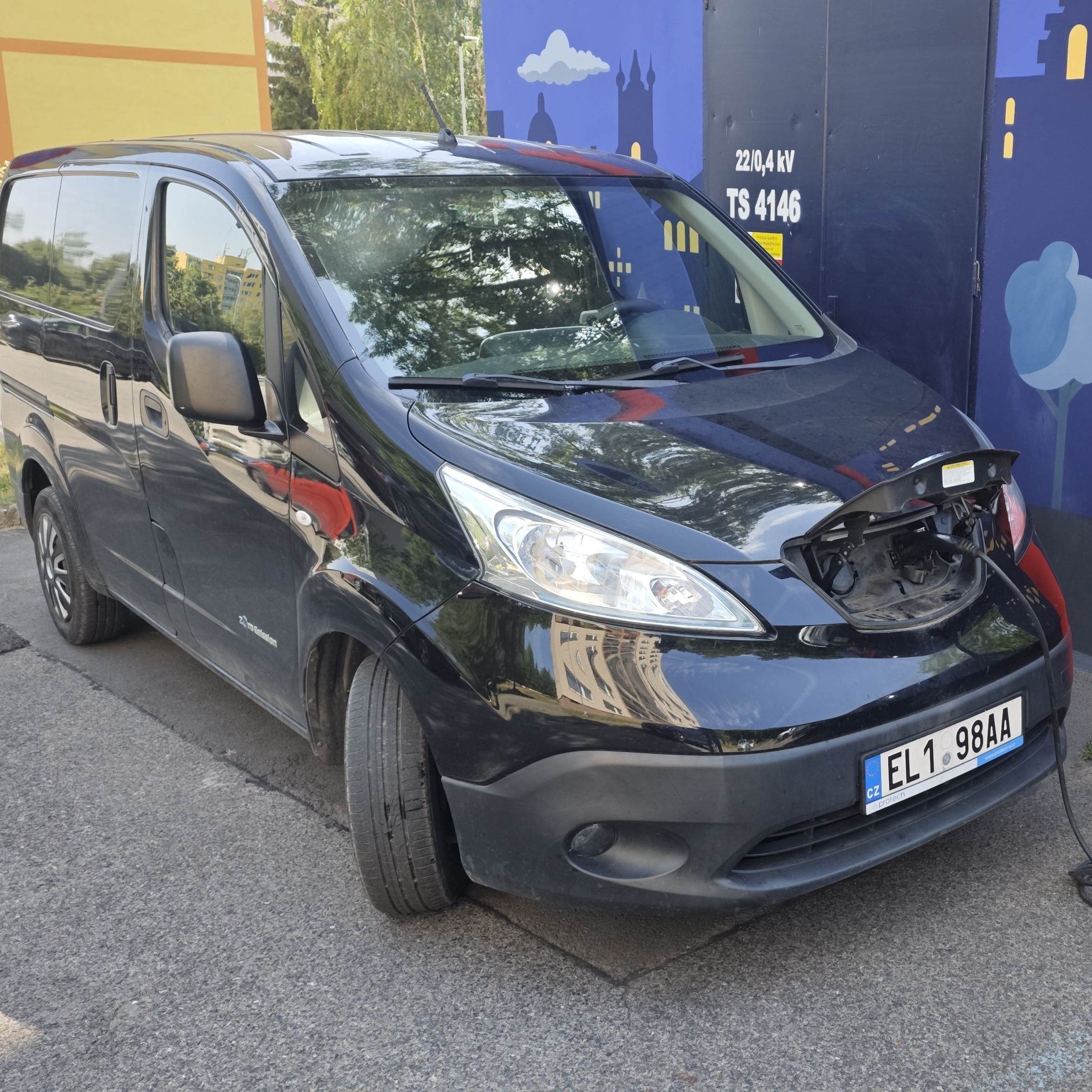 2014 Nissan E-Nv200