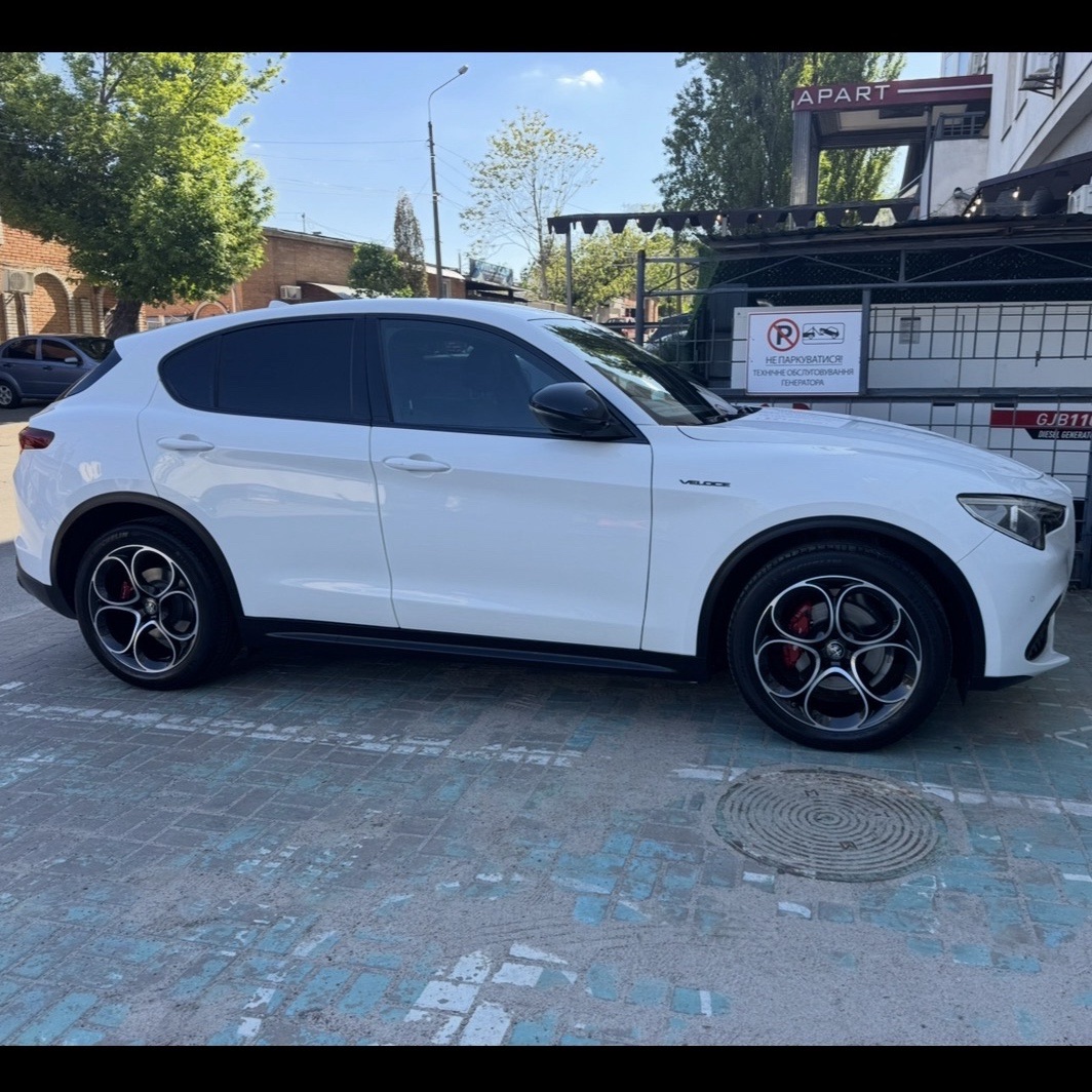 2022 Alfa Romeo Stelvio