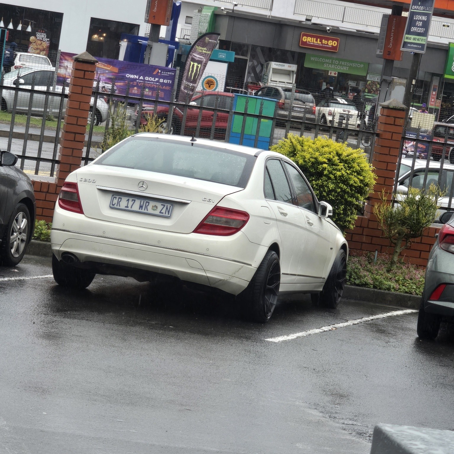 2010 Mercedes-Benz C200