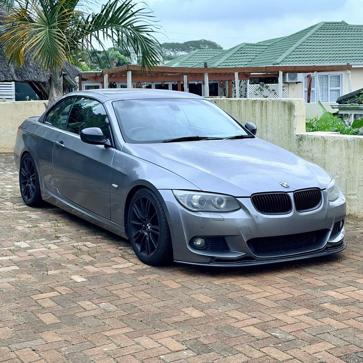 2011 BMW 330i