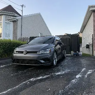 2019 Volkswagen Golf R